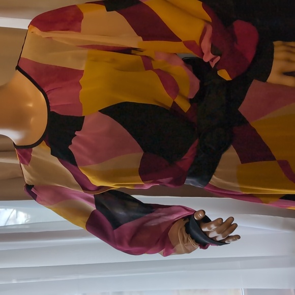 Karl Lagerfeld Vibrant Abstract Long Sleeve Feminine Flowy Dress - Picture 6 of 8